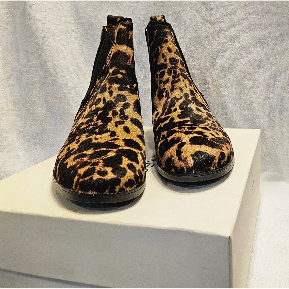 Rockport Laryyn Leopard Chelsea Boots  Women's 10M  NIB Discontinued - Picture 4 of 15